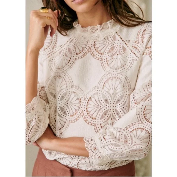 SEZANE White Lace Openwork High
Neck Eyelet Ruffle Button Back Bacall Blouse Top - Picture 13 of 17
